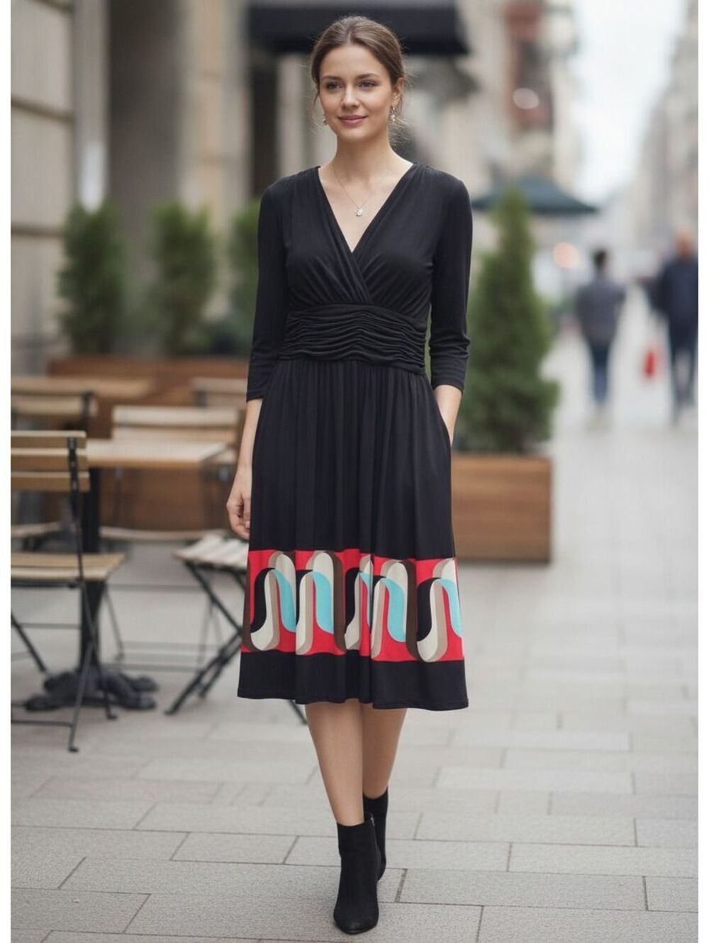 Evan Picone Black Dress Size 8 3/4 Sleeve Ruched Waist Multicolor Hem